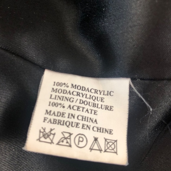 Vintage warm and unique faux furn winter coat - Picture 6 of 6